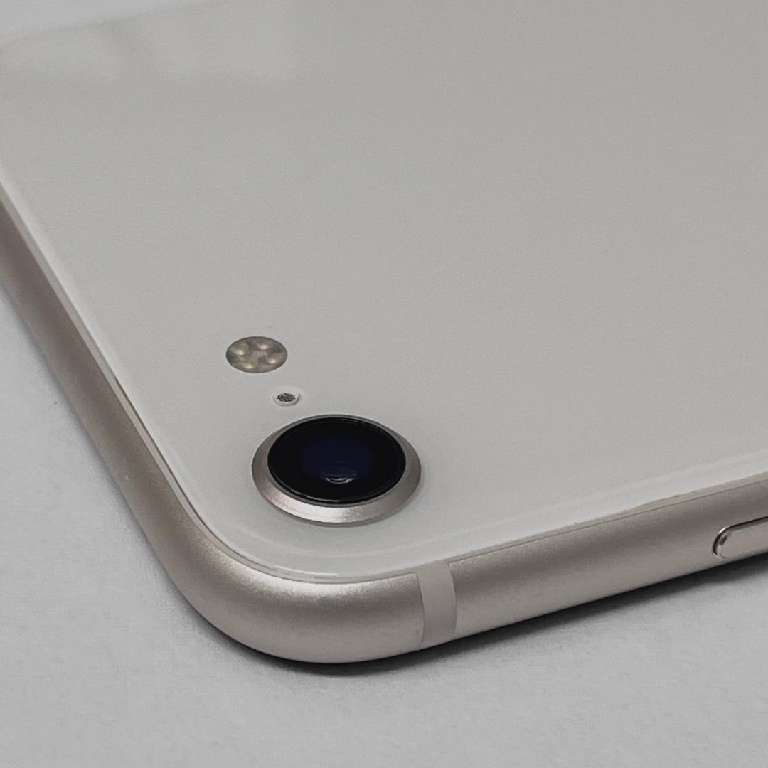 【極美品】iPhone SE3 スターライト 64GB