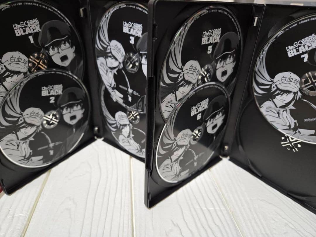 はたらく細胞　BLACK DVD 全巻セット　レンタル