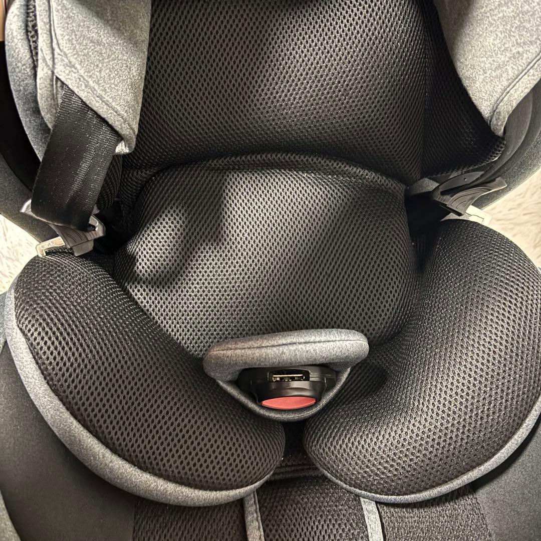 Nebio ネビオ ターンピット　isofix チャイルドシート