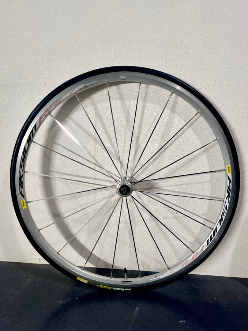 【Mavicマビック】AKSIUM RACE前輪＋日本製タイヤ重量1.14kg