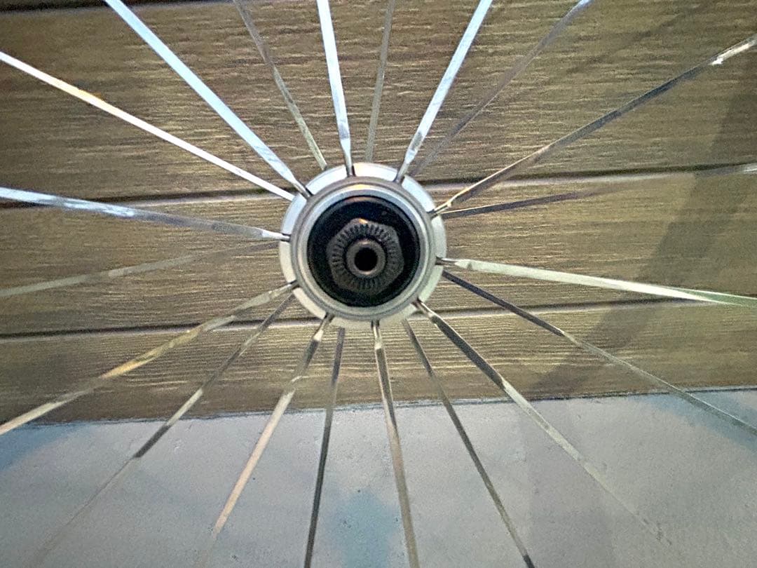 【Mavicマビック】AKSIUM RACE前輪＋日本製タイヤ重量1.14kg