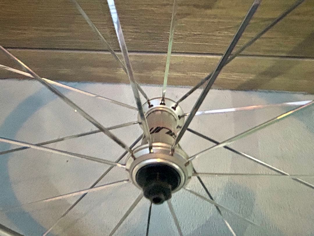 【Mavicマビック】AKSIUM RACE前輪＋日本製タイヤ重量1.14kg