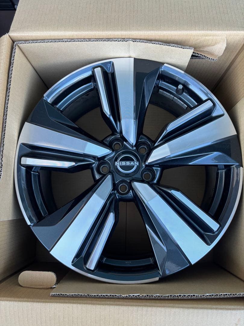 T33 エクストレイル　19インチ　ホイール　4本セット