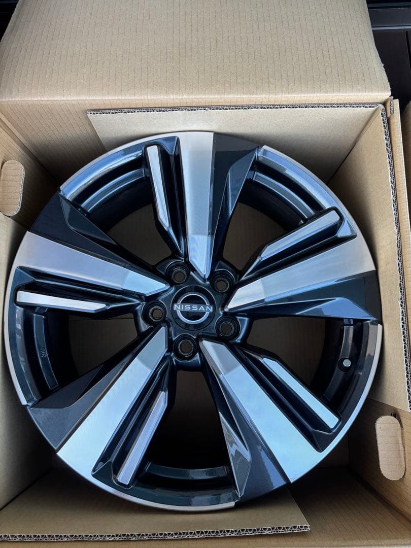 T33 エクストレイル　19インチ　ホイール　4本セット