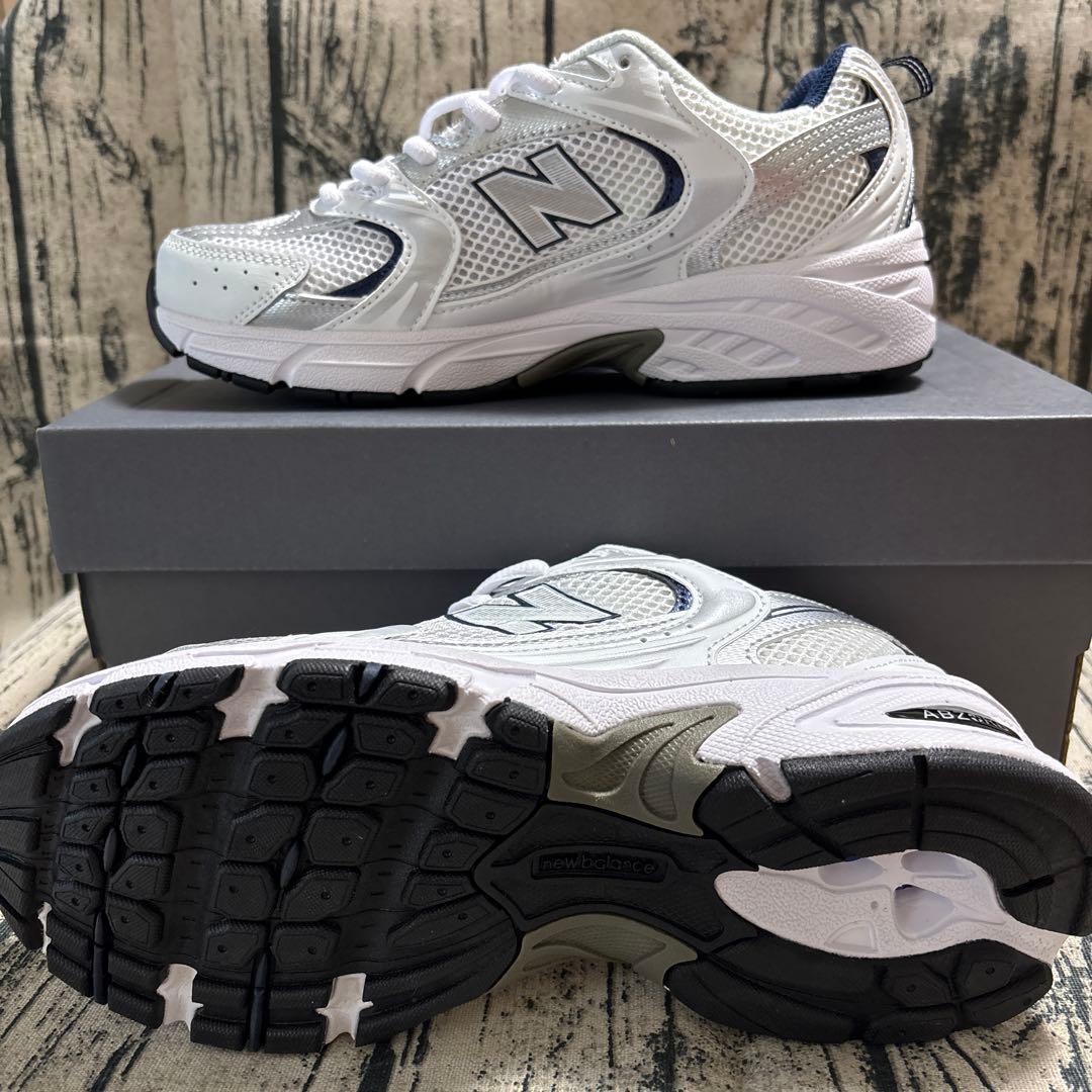 お値下げ❗️【new balance ニューバランス】✨MR530 24cm