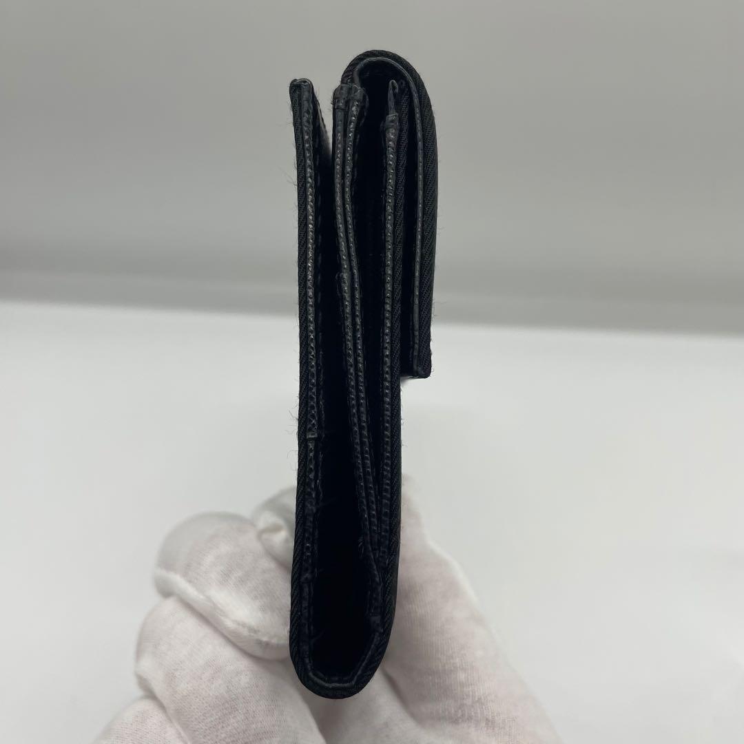 ゆいち様　　PRADA プラダ ナイロン 折り財布 w10