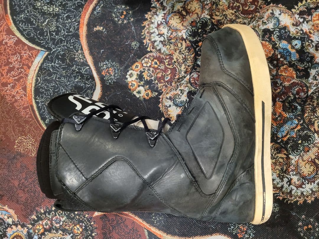 THIRTYTWO サーティーツー スノーボードブーツ スノボブーツ