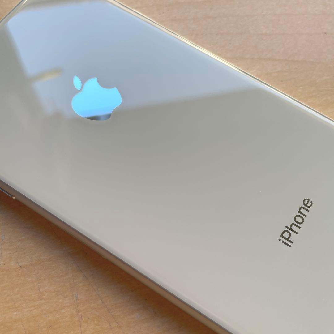 iPhone 8 シルバー　64GB A1906 美品　バッテリー 78%