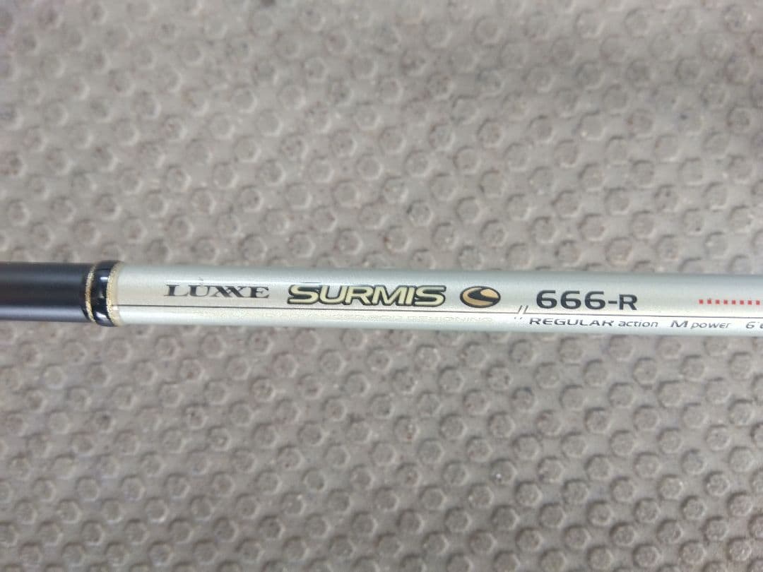 がまかつ　ラグゼサーミス666ーR