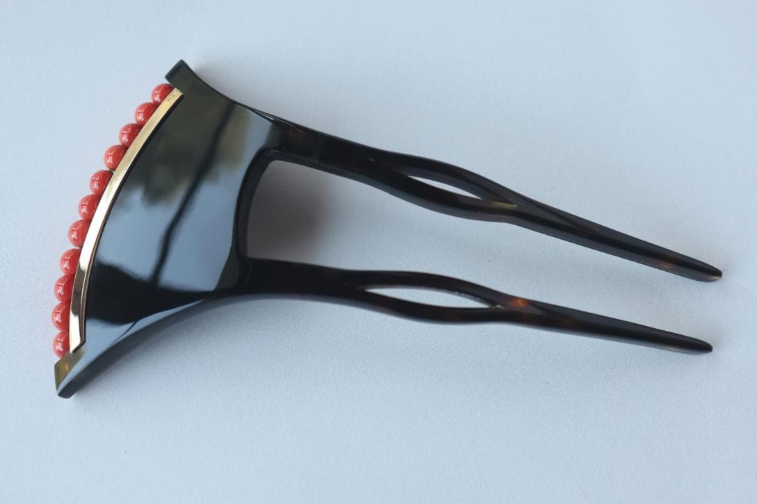 マ*ハ様 高級！ K18 赤珊瑚 本鼈甲 簪 バチ型 刻印あり 慶事 婚礼