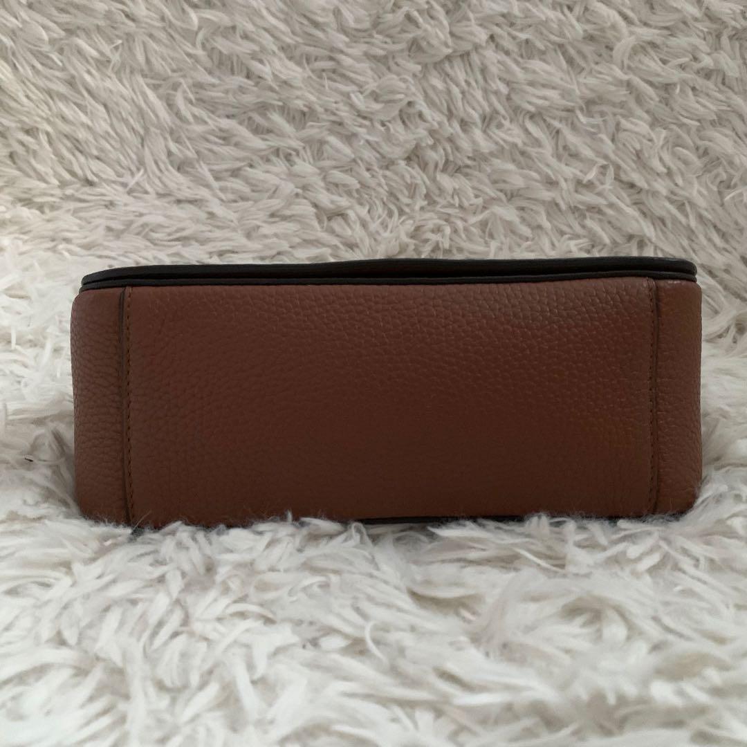 未使用級✨トリーバーチ ショルダーバッグ テア ロゴ タッセル レザー キャメル