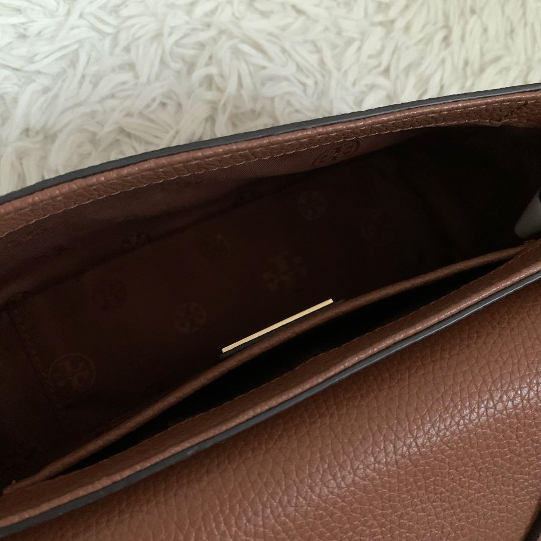 未使用級✨トリーバーチ ショルダーバッグ テア ロゴ タッセル レザー キャメル