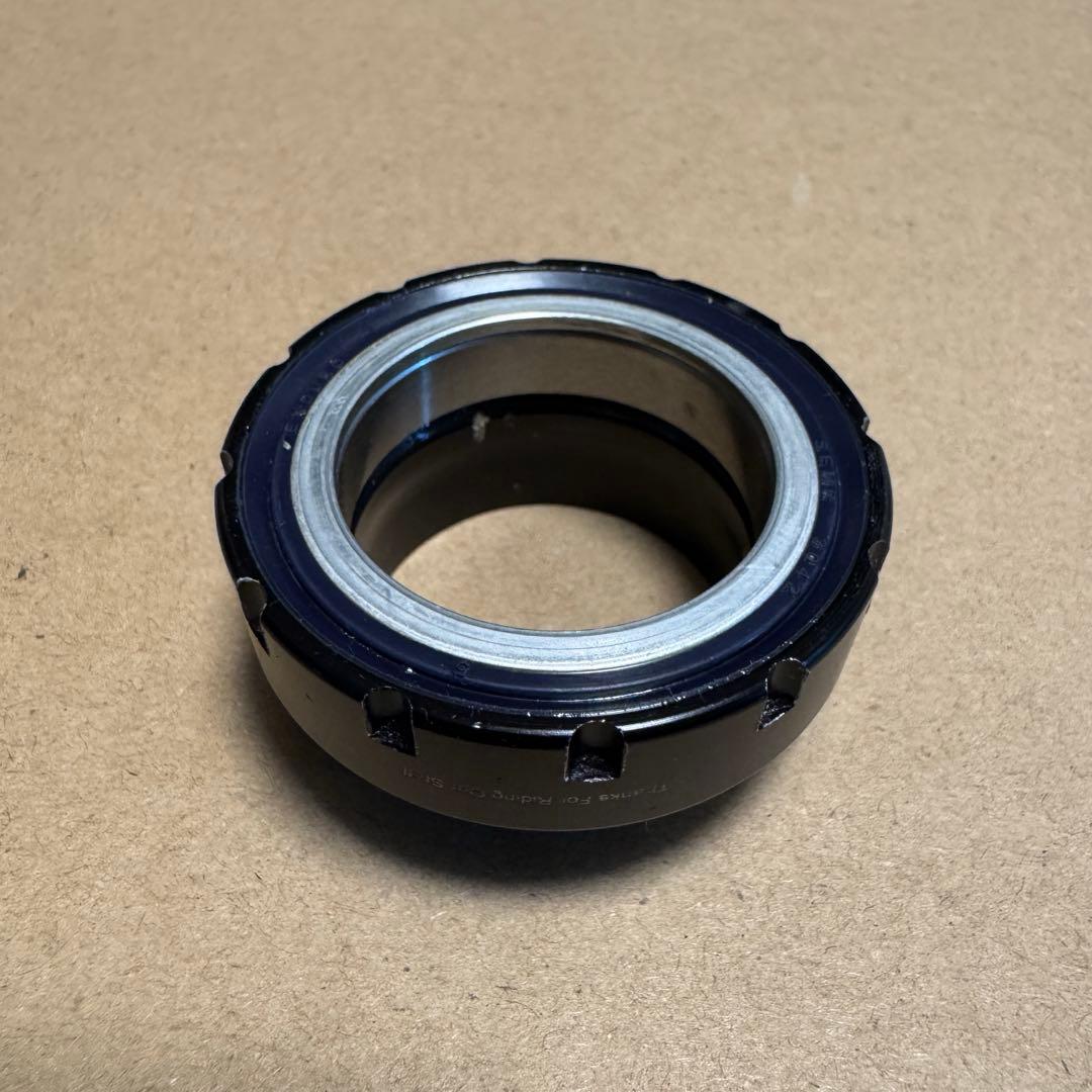 WHITE INDUSTRIES ホワイトインダストリーズ ボトムブラケット