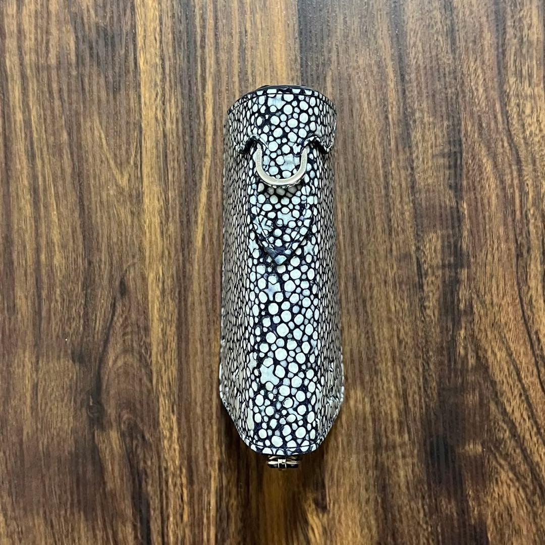 ドラおやじ【新品・未使用】スタースティングレイ　コンパクトハーフウォレット