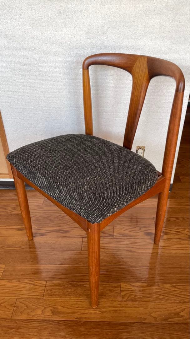 【デンマーク製 】ヴィンテージチェア 「ジュリアン」ヨハネス・アンダーセン