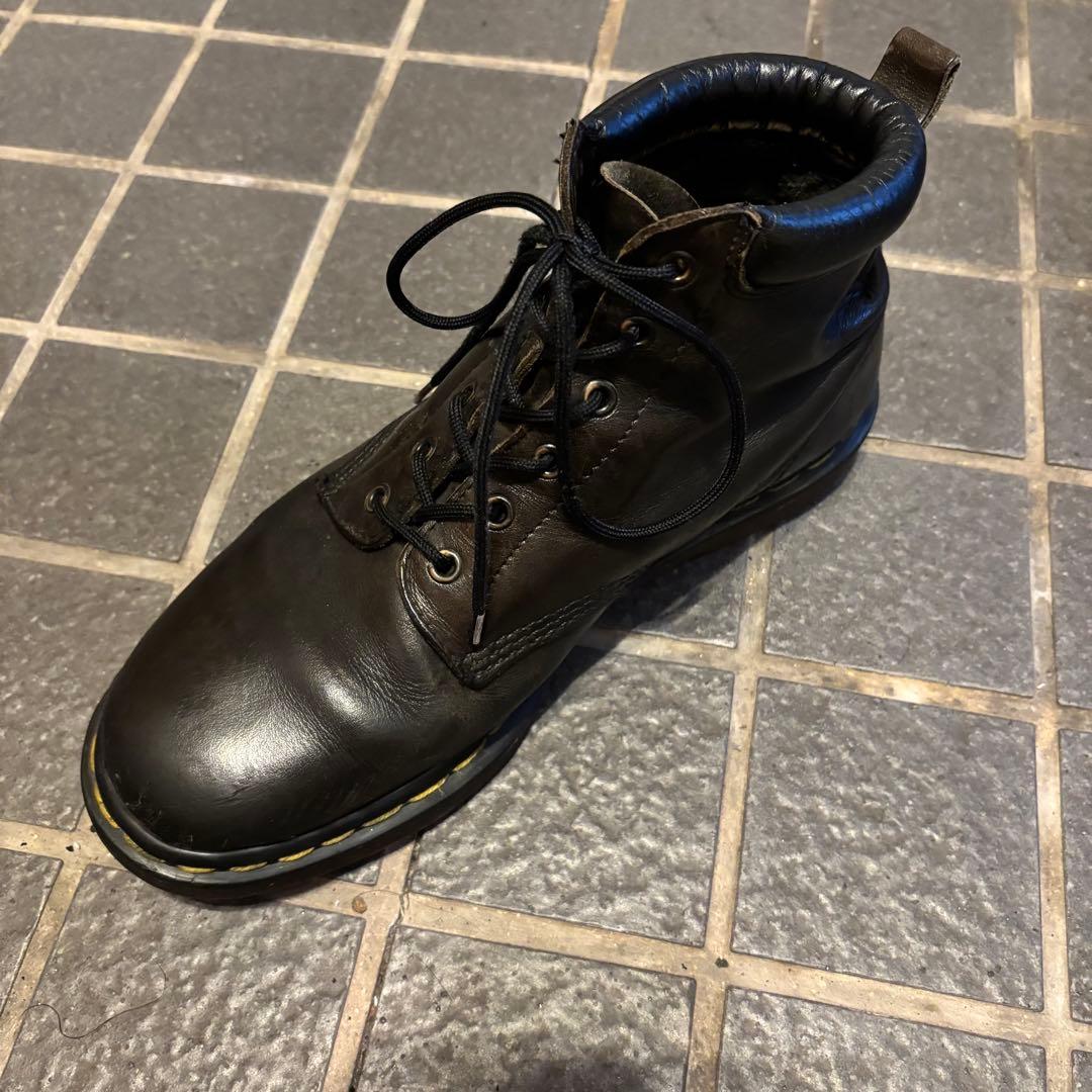 T*u様 Dr.Martin 6ホール UK9 英国製 常田大希着用 vinta