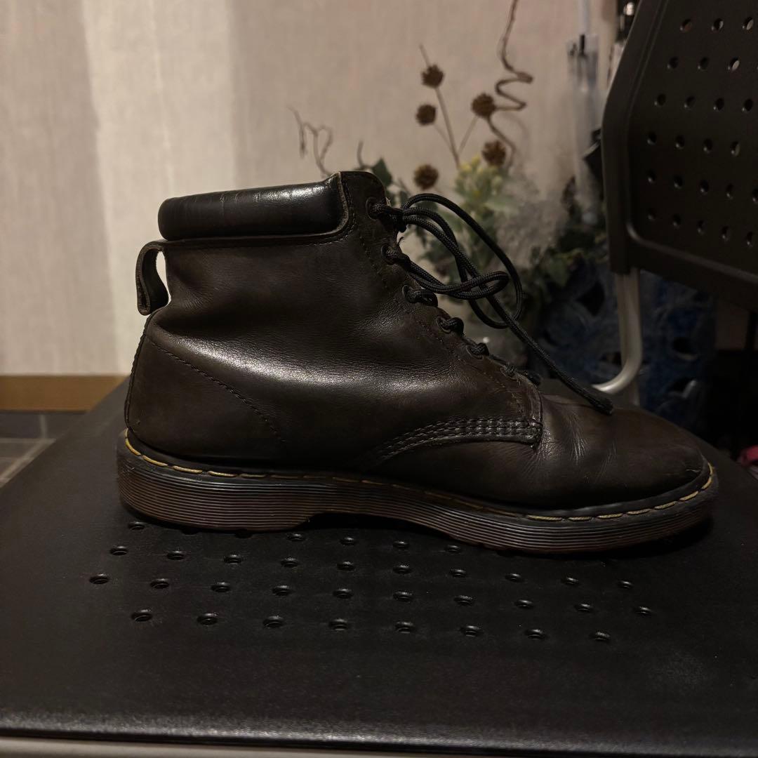 T*u様 Dr.Martin 6ホール UK9 英国製 常田大希着用 vinta