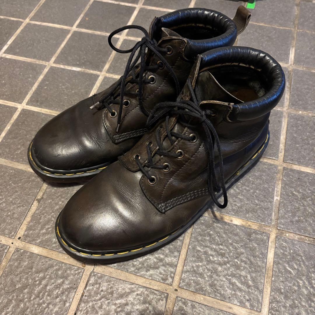 T*u様 Dr.Martin 6ホール UK9 英国製 常田大希着用 vinta