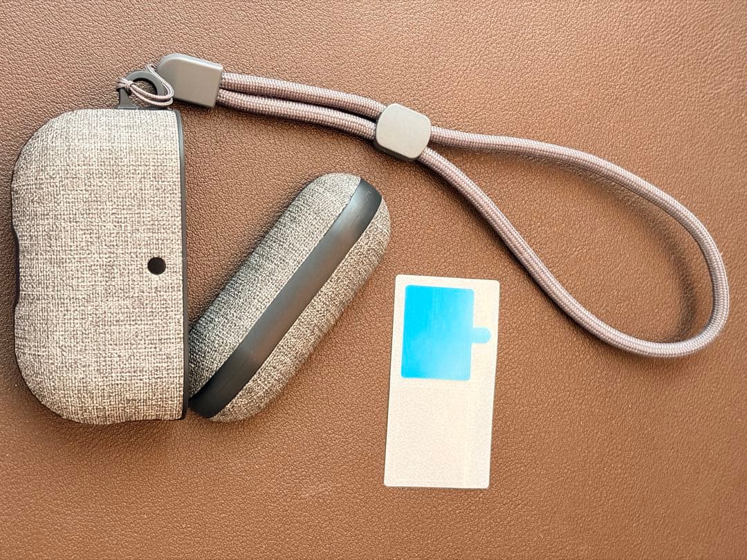 Appple AirPods Pro 3 エレコム　ファブリックケース付き