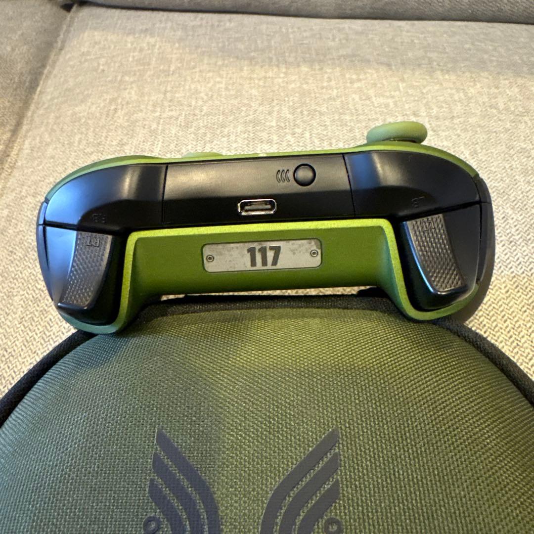 Xbox コントローラーHalo Infinite リミテッド エディション