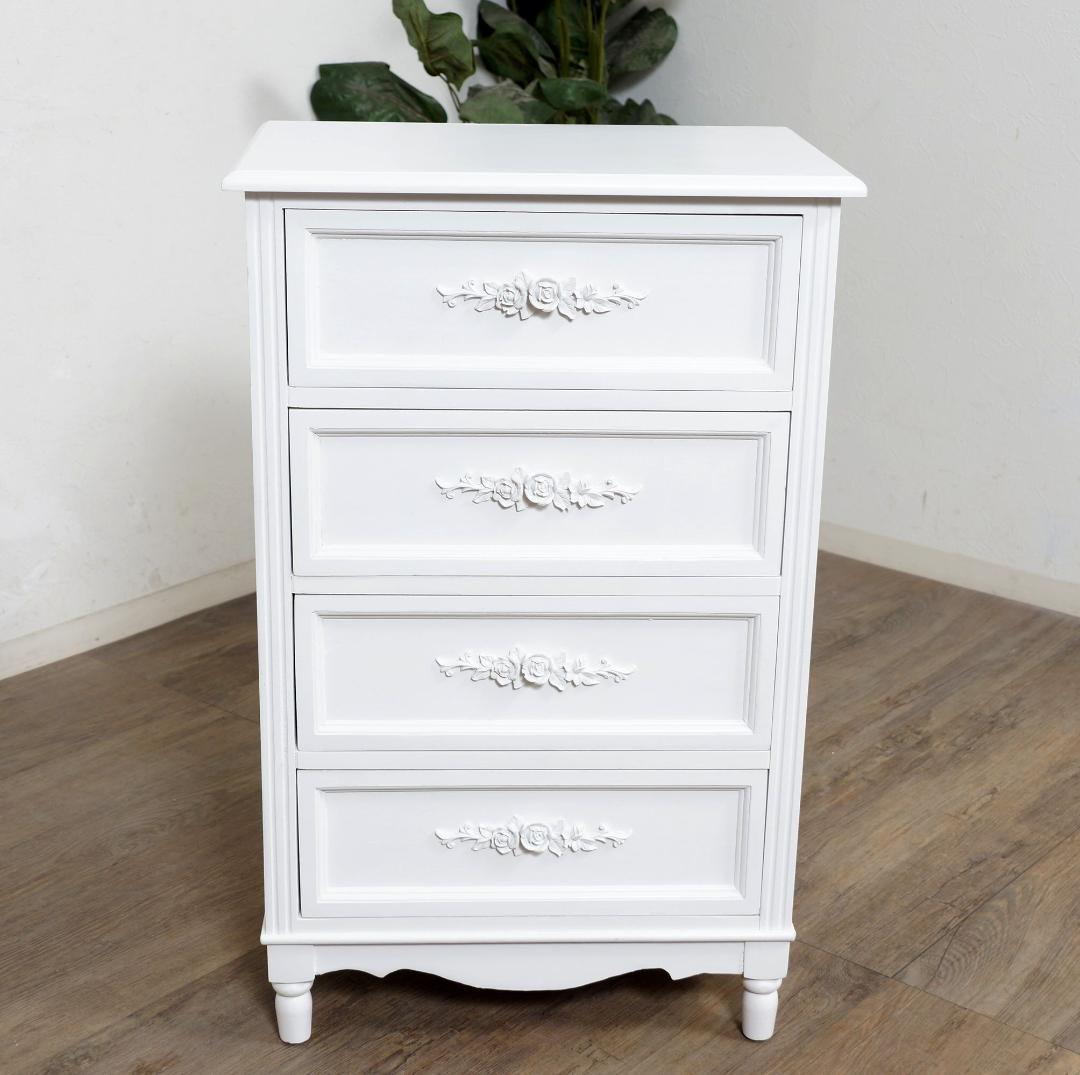 【新品・未使用】ヨーロピアン調　チェスト　４段　洋タンス　箪笥　完成品