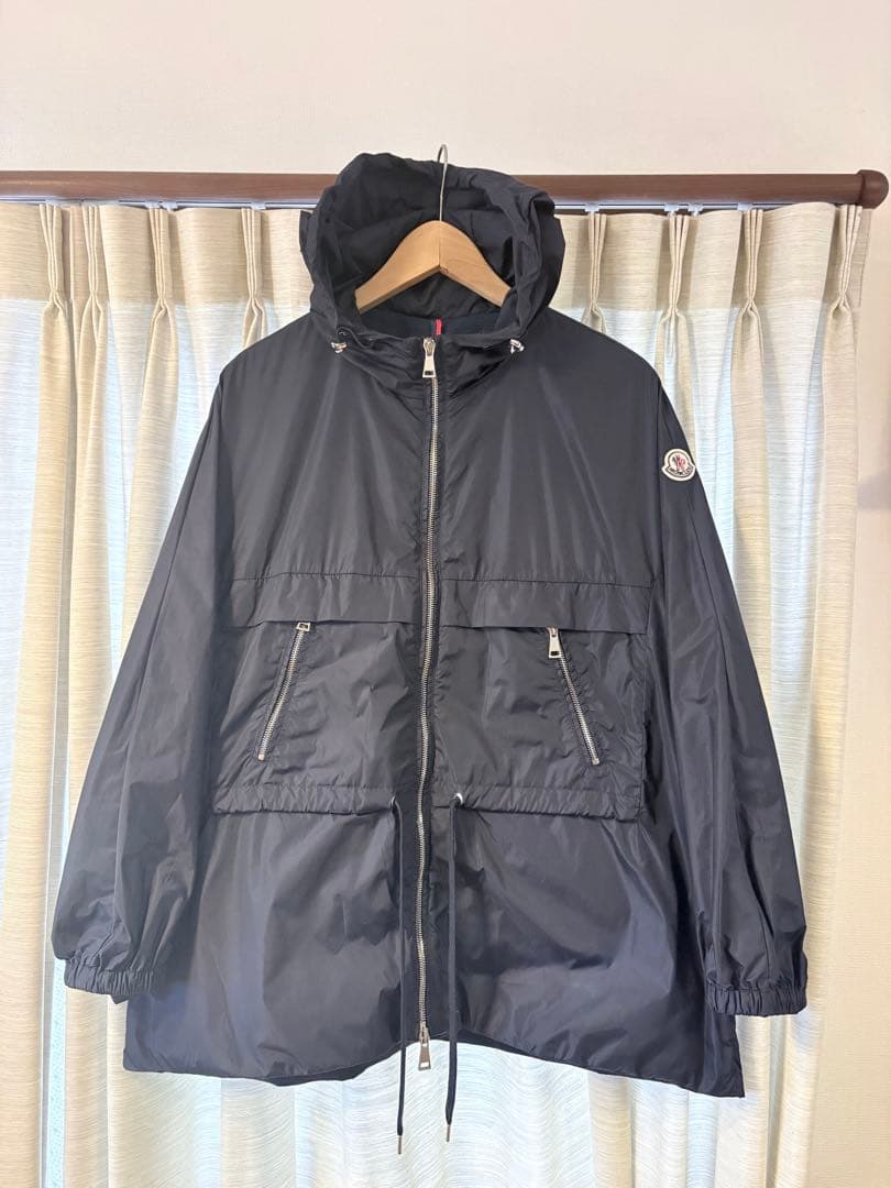 美品 モンクレール SANVEL ナイロンコート ネイビー　サイズ2 フード