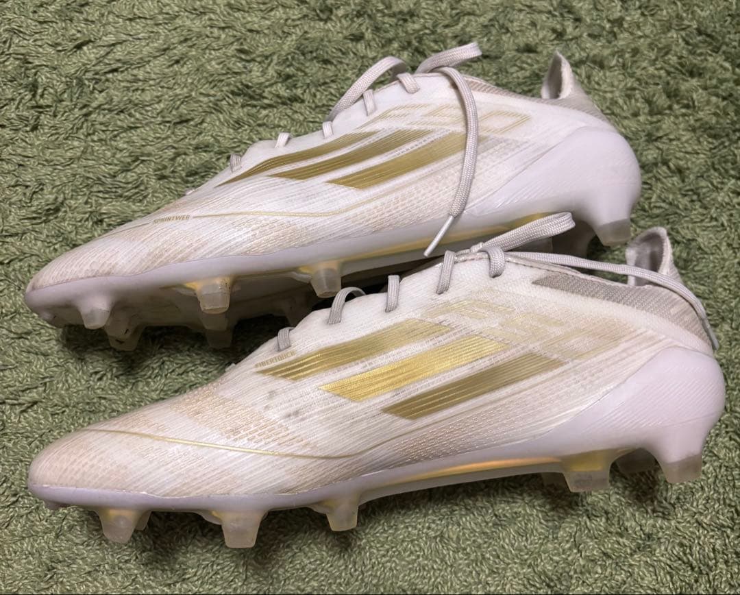adidas F50 ホワイト/ゴールド サッカーシューズ