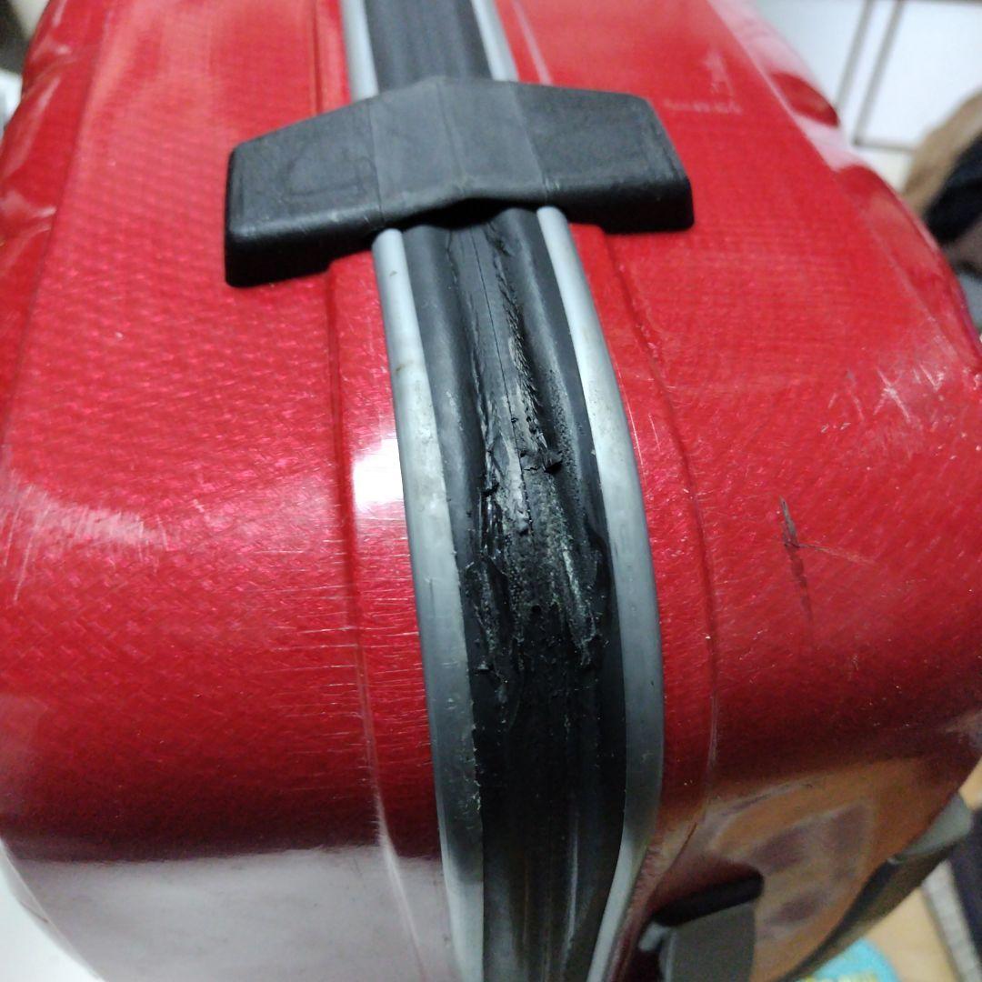 サムソナイトファイアーライト、 コスモライト 軽量2.3kスピナー 69cm