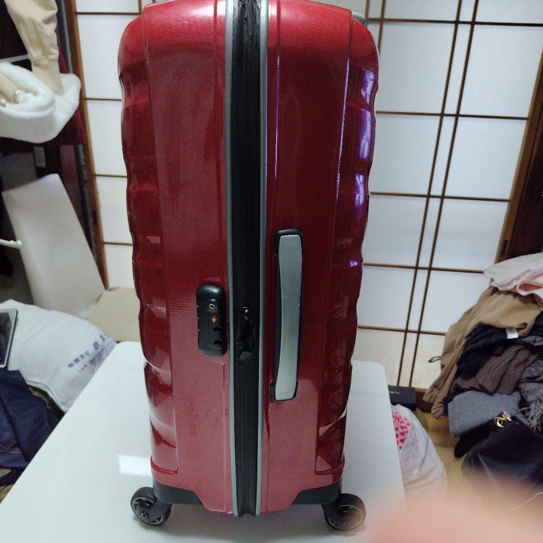 サムソナイトファイアーライト、 コスモライト 軽量2.3kスピナー 69cm