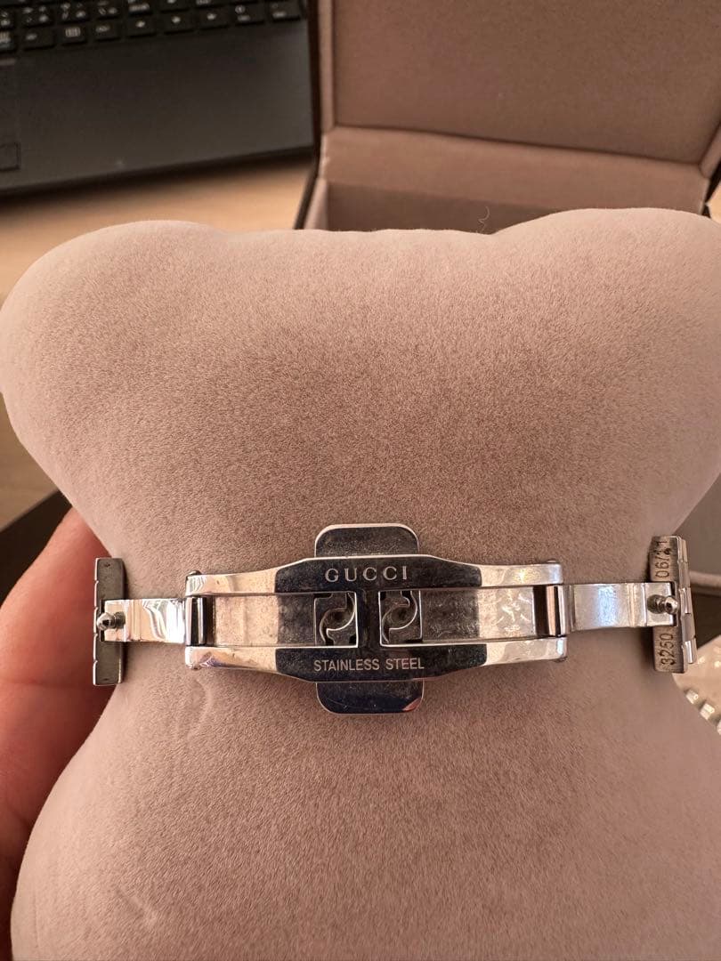 GUCCI 腕時計 シルバー ステンレススチール