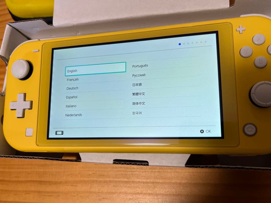【美品使用少】Nintendo switch lite本体　128SD+ケース付