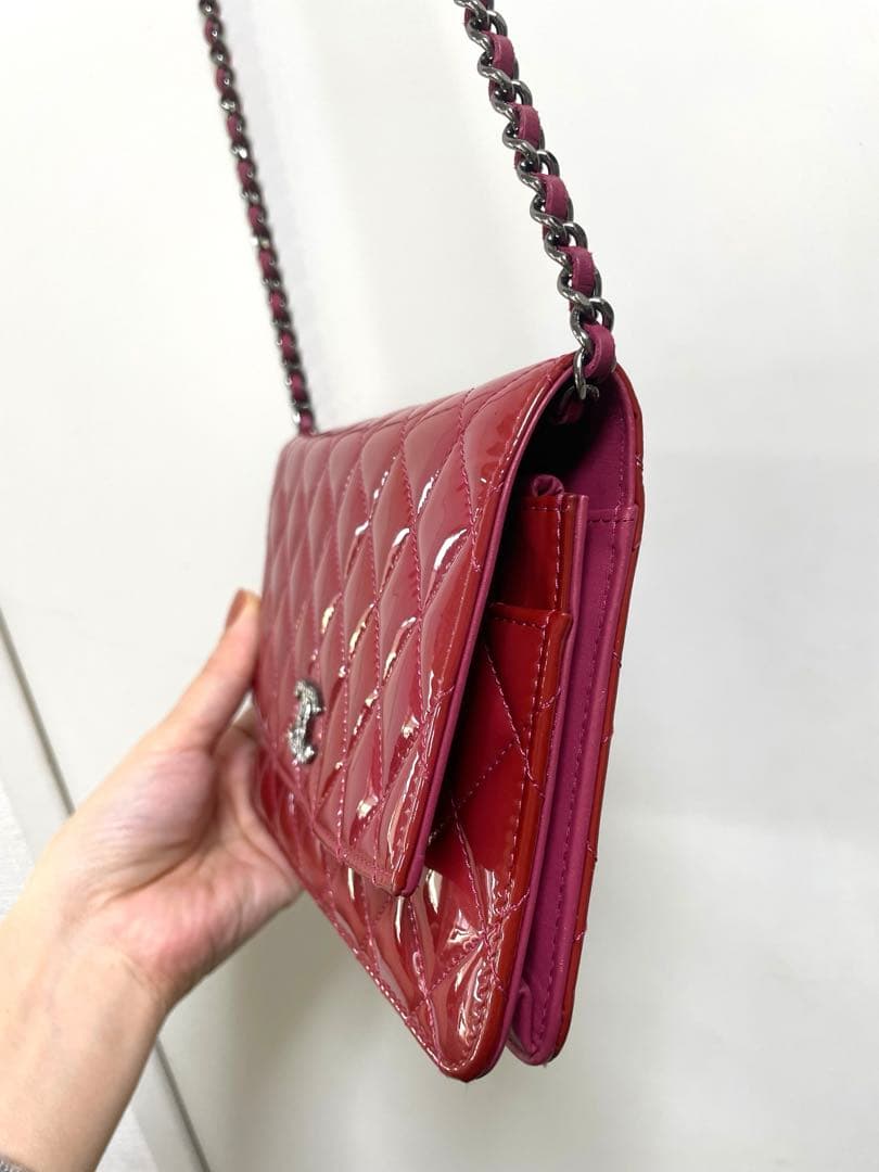 CHANEL シャネル　ショルダー　チェーンウォレット　パテント