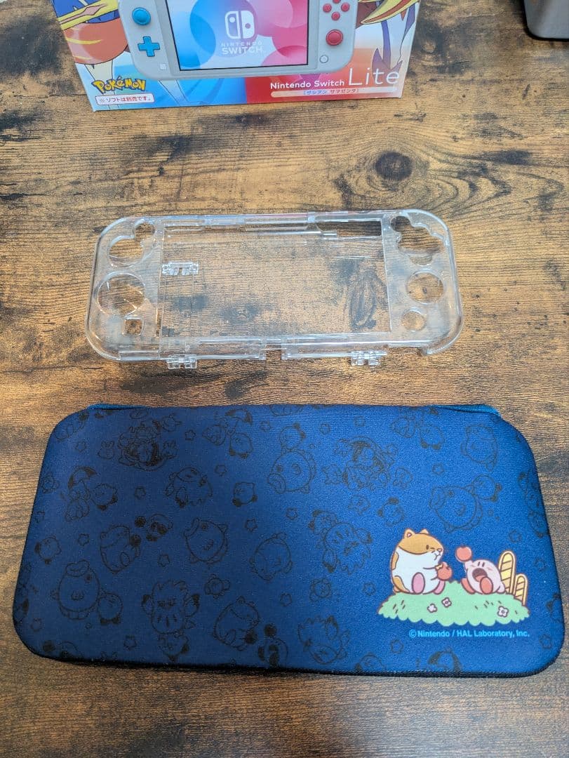 Nintendo Switch Lite ザシアンザマゼンタ