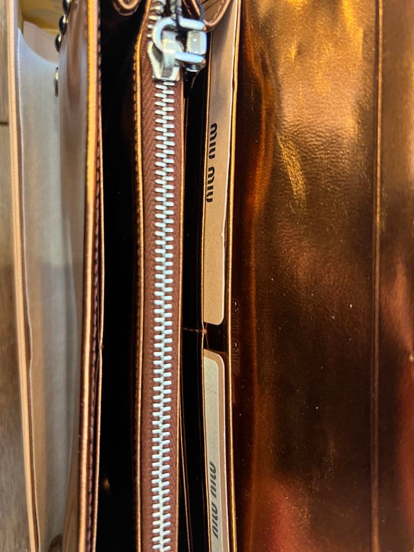 l*1様 【新品未使用タグ付き】miu miu 財布