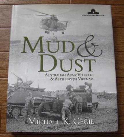 Mud & Dust: Australian Army Vehicles ＆