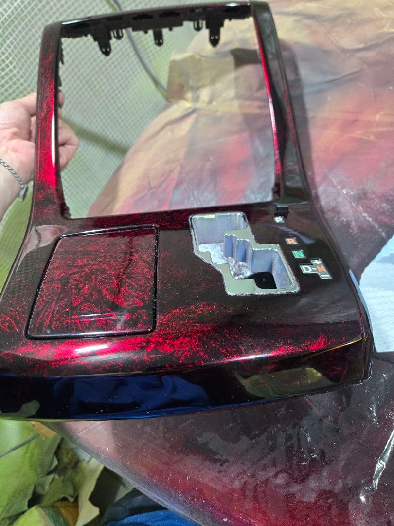 20ヴェルファイア、アルファードセンターパネル　ラップ塗装赤　塗装後未使用