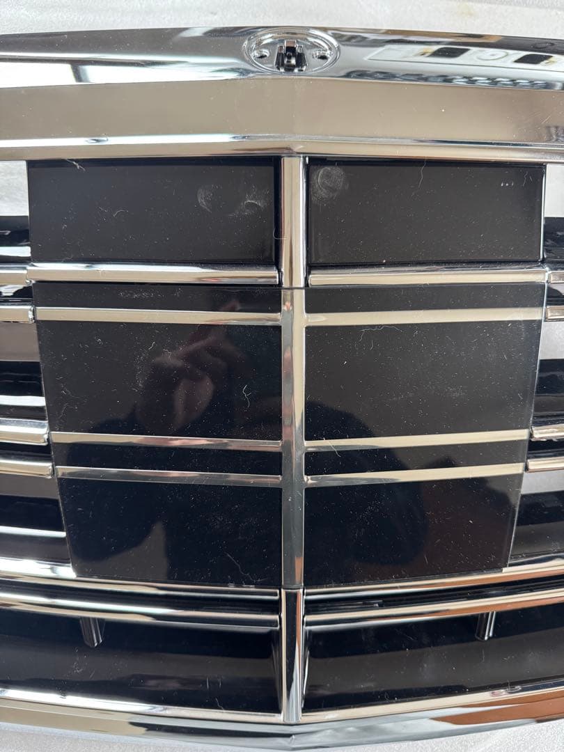 メルセデスベンツ W222 社外フロントグリル