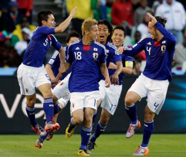 本田圭佑　サイン　ユニフォーム