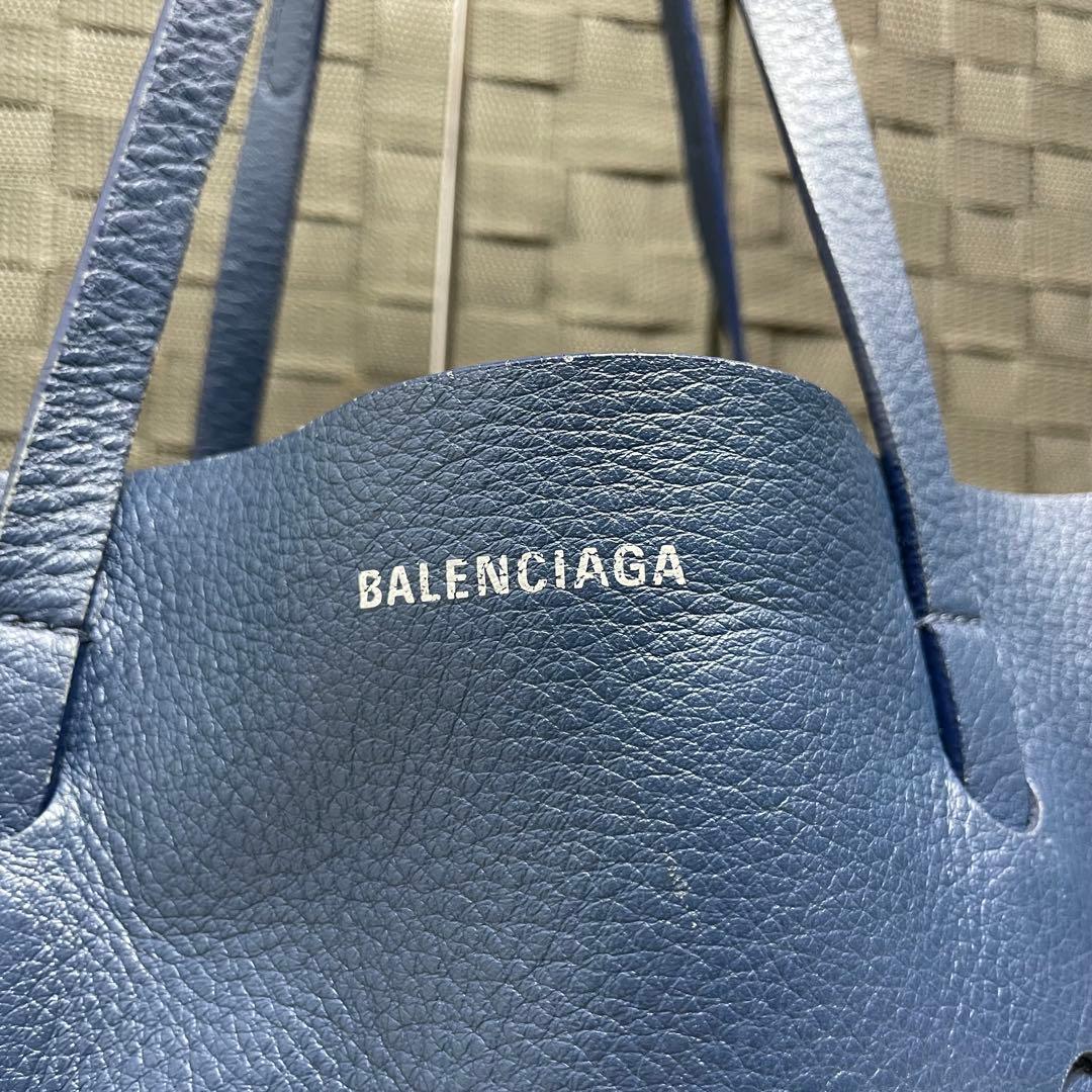ち*ぼ様 BALENCIAGA エブリデイトート　ブルー　レザートートバッグ