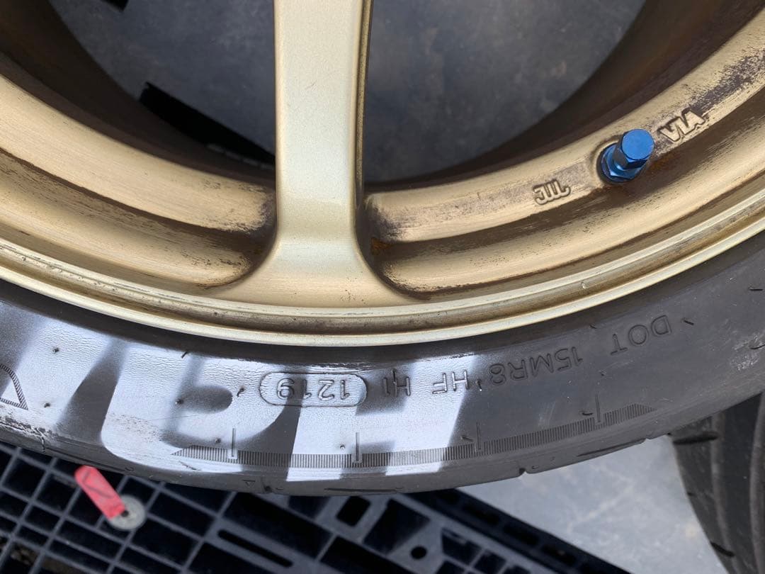 ADVAN Racing RG3 17インチ 17x9J