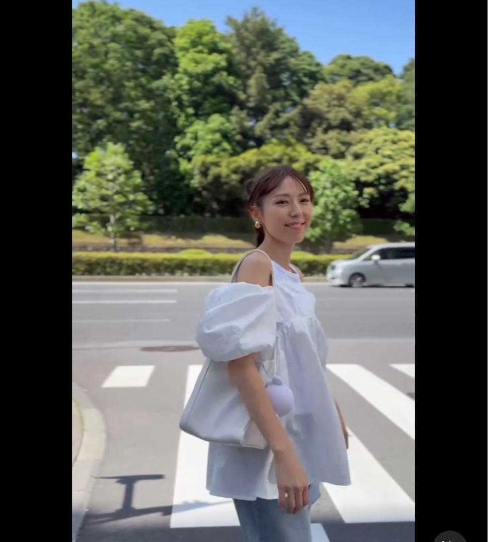 eimy　WCJ 2way パフスリーブ ブラウス 肩出し 若槻千夏