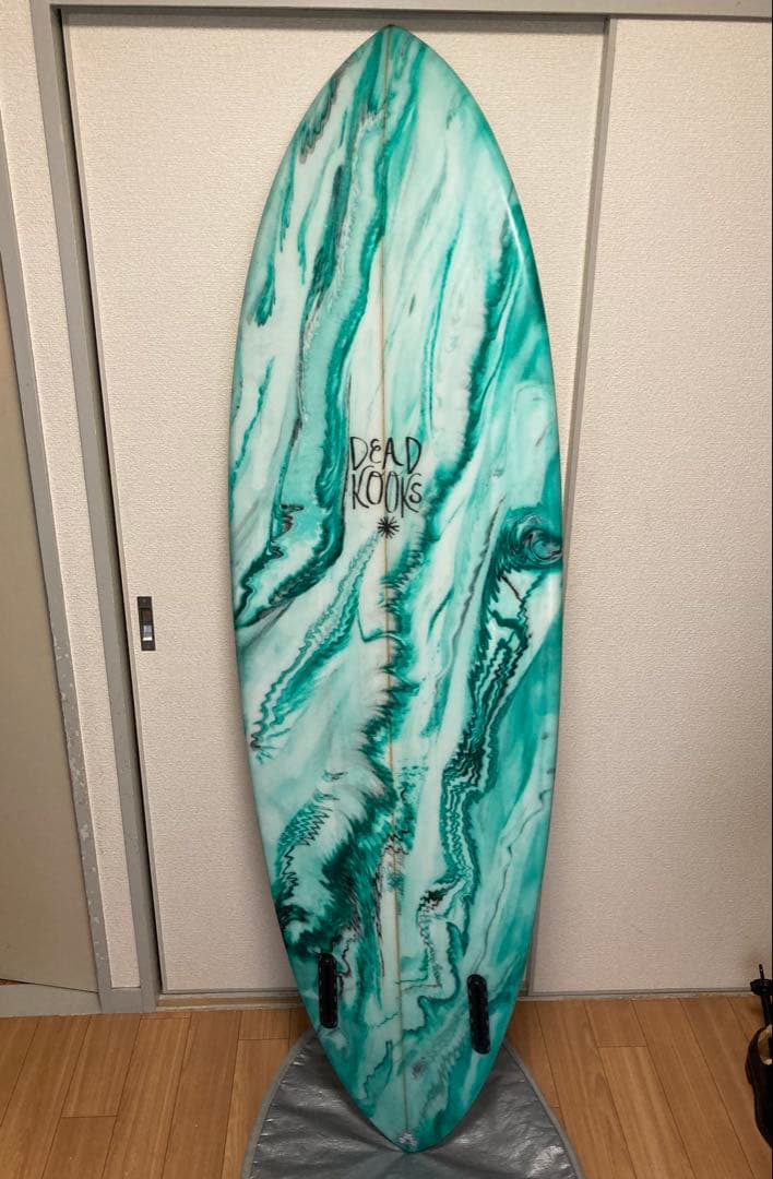 フィン付き、Deadkooks デッドクークスhallcatヘルキャット