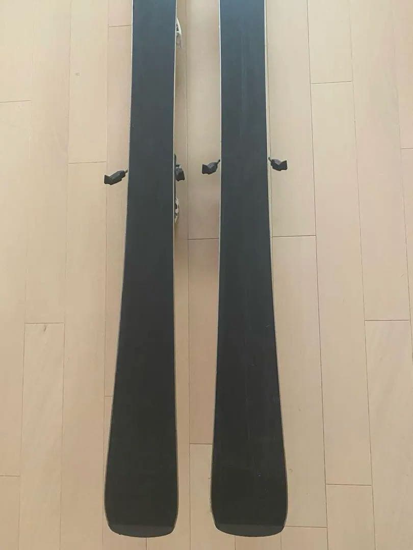 SALOMON レディース　スキーセット（板、ポール）