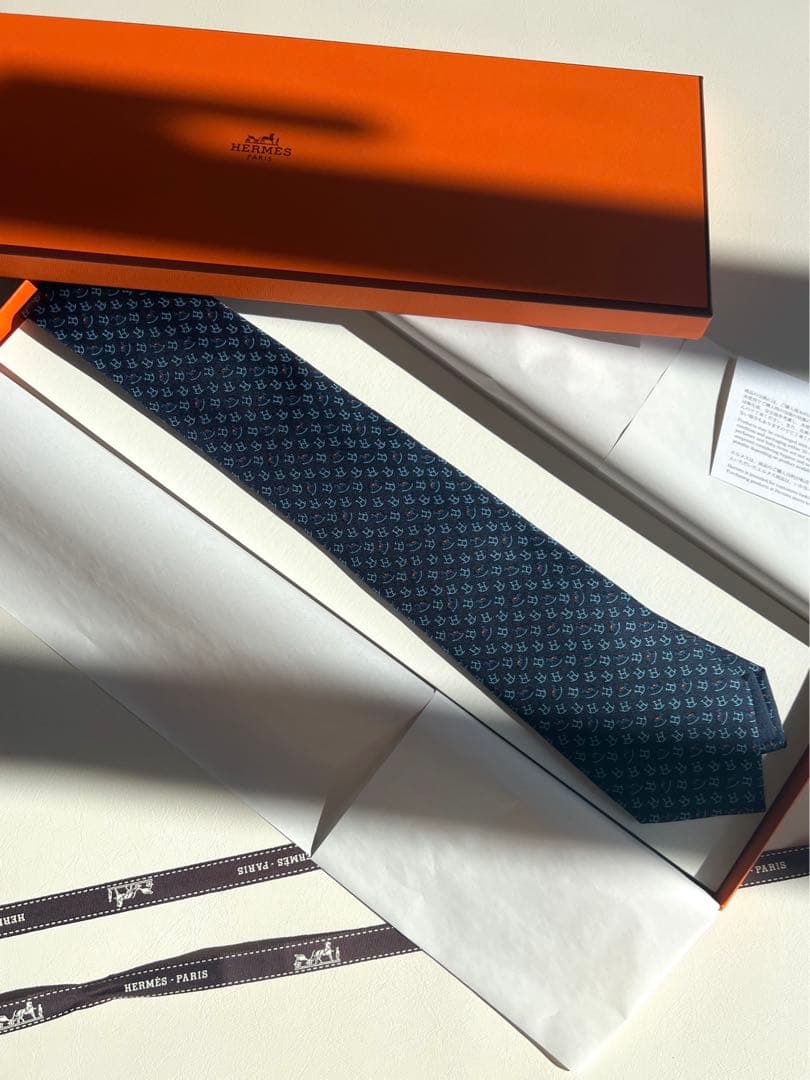 エルメス　ネクタイ　シルクツイルタイ 7 cm 《ロッキング・ホース》