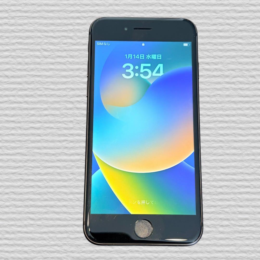 《Apple》iPhone8 64GB バッテリー残量82% スペースグレー