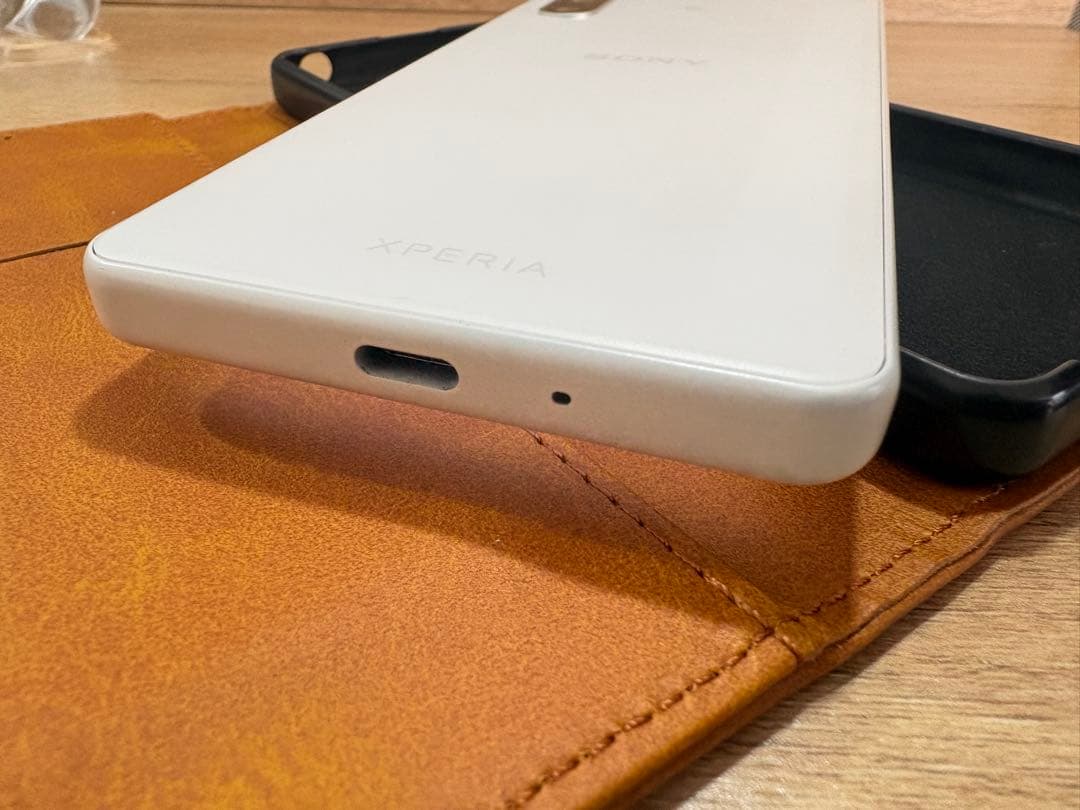 電池良好 Xperia 10 IV：XQ-CC44 白 128GB SIMフリー