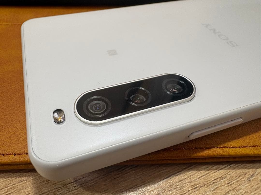 電池良好 Xperia 10 IV：XQ-CC44 白 128GB SIMフリー