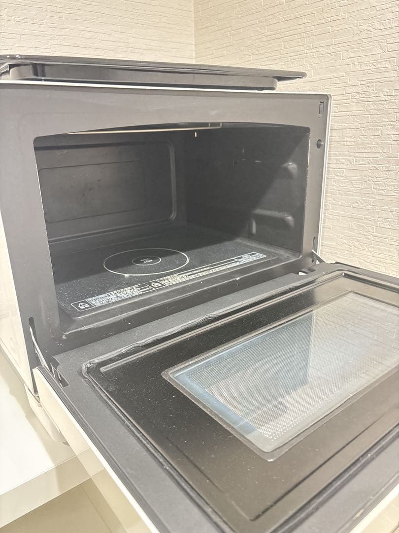 48.石窯オーブンレンジ　東芝　ER-ND7 角皿付き　ホワイト