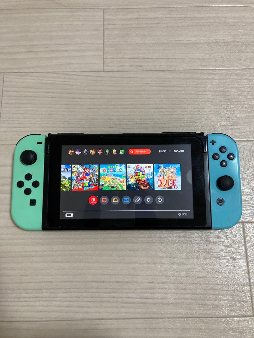 Nintendo Switch あつまれどうぶつの森　デザイン