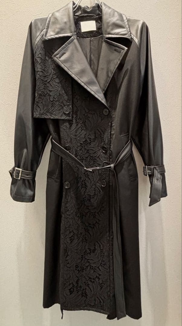 フェイクレザーイソザイトレンチコート HARE ハレ ジャケット・アウター